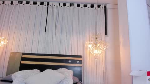 Dahiana Lincoln online show from 01.04.25