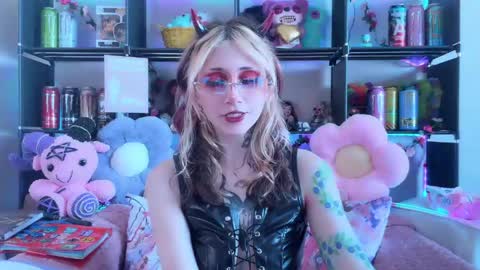 Kate online show from 05.26.26