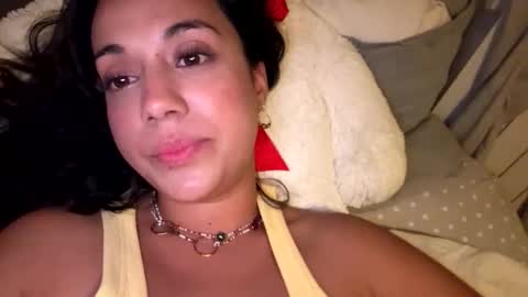 Snapshot of _elena_barra chatting on 05.31.26 elena barra online show from 05.31.26