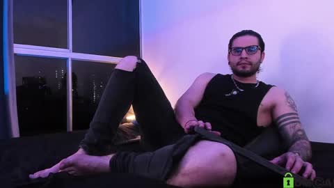 Snapshot of _elon_coxx_ chatting on 04.26.26 - online show from 04.26.26