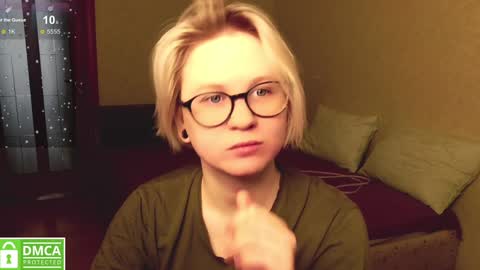 Snapshot of _elven_dreams__ chatting on 01.13.25 chloue and Gretta online show from 01.13.25