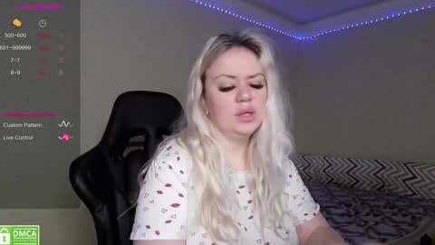 Snapshot of _elven_dreams__ chatting on 01.15.25 chloue and Gretta online show from 01.15.25