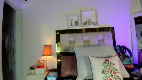 Isabella online show from 01.07.26