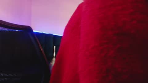 Emily  online show from 11.06.25