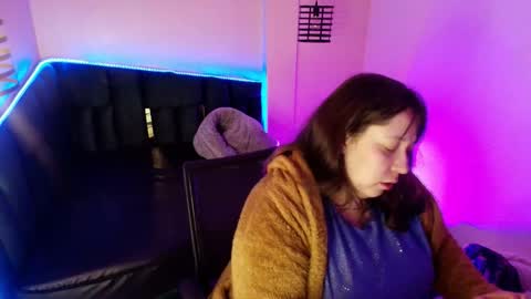 Emily  online show from 12.04.25