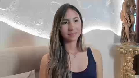 Snapshot of _emmawalka chatting on 09.12.25 _emmawalka online show from 09.12.25