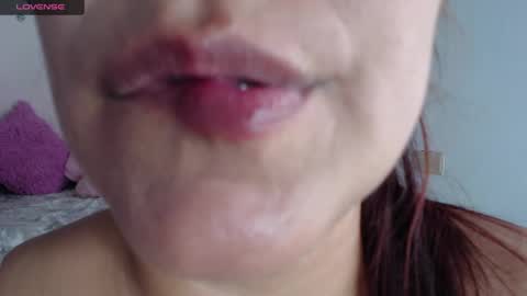 Emily Valencia online show from 12.12.24