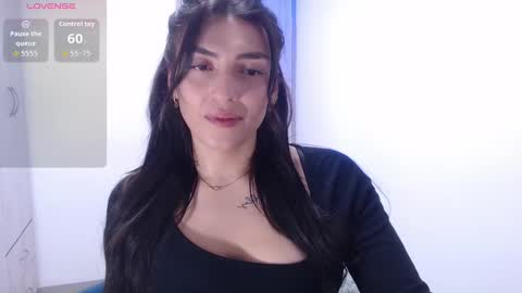 Snapshot of _ericavanderhill_ chatting on 10.07.25 Erica Vanderhill online show from 10.07.25