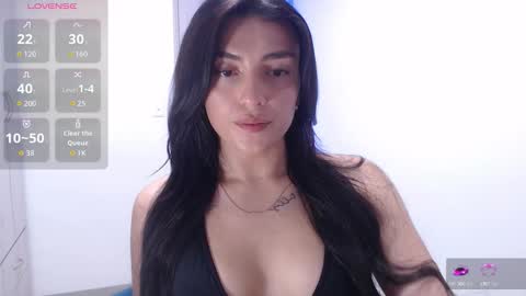 Snapshot of _ericavanderhill_ chatting on 10.15.25 Erica Vanderhill online show from 10.15.25