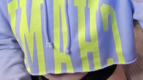 Evie online show from 02.05.26