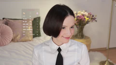 Snapshot of _female_essence_ chatting on 12.11.24 Essie online show from 12.11.24