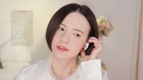 Snapshot of _female_essence_ chatting on 12.22.24 Essie online show from 12.22.24