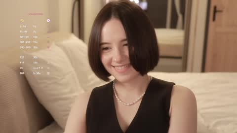 Snapshot of _female_essence_ chatting on 04.18.26 Essie online show from 04.18.26