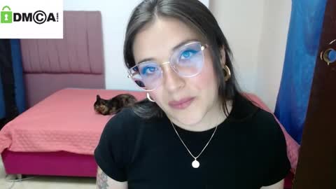 Snapshot of _fenix chatting on 03.30.26 Y online show from 03.30.26