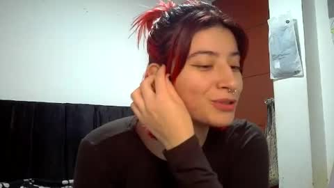 Mia-foster online show from 06.23.26