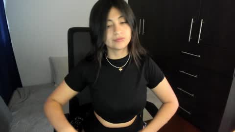 Snapshot of _giaa_ chatting on 12.14.24 _giaa_ online show from 12.14.24