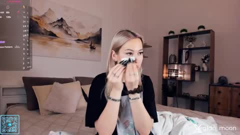 Rina online show from 10.22.25