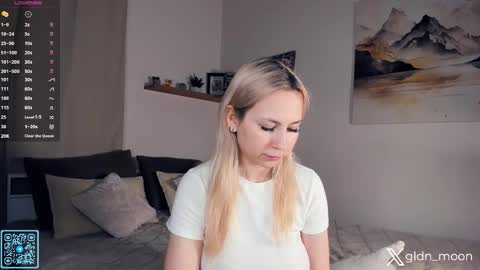 Rina online show from 11.11.25