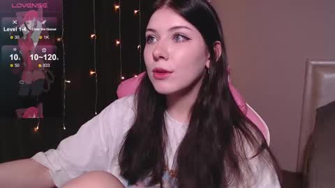 Tori online show from 02.15.25