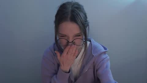 Hannaolotl online show from 12.18.25