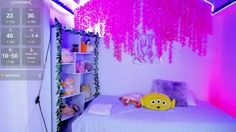 Hanna Botero online show from 03.31.26