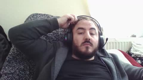  hasanhz.  online show from 03.02.26