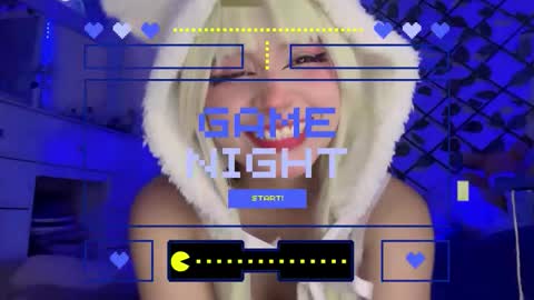 Snapshot of _heavenly_blue_ chatting on 02.15.26 Bluey online show from 02.15.26