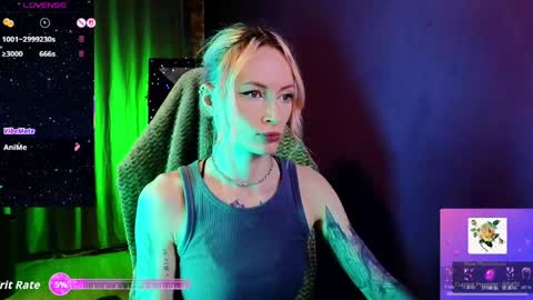 Snapshot of _helencarter chatting on 05.22.26 Helen Carter 3 Next stream 2330 MSC online show from 05.22.26