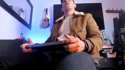 Heracles online show from 12.08.24