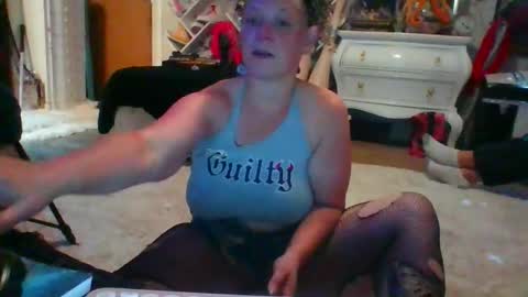 Snapshot of _hitgirly_ chatting on 03.24.26 _hitgirly_ online show from 03.24.26