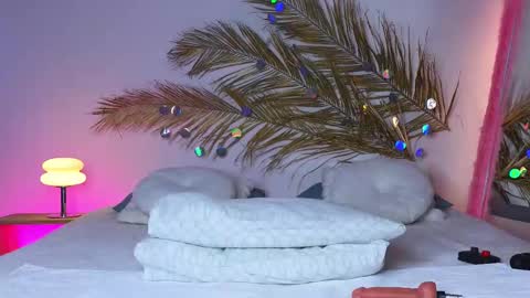 Holly online show from 02.20.25