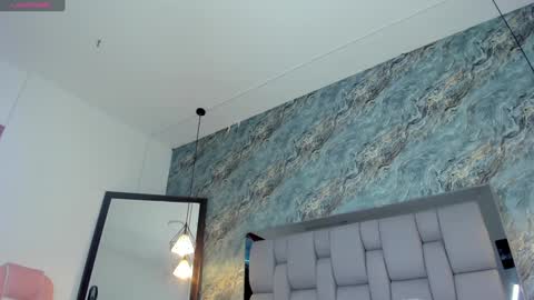 Hollywood online show from 12.15.24