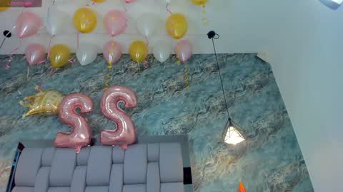 Hollywood online show from 12.24.24