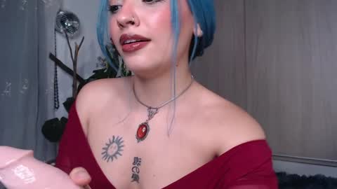 Jenn  online show from 04.17.26