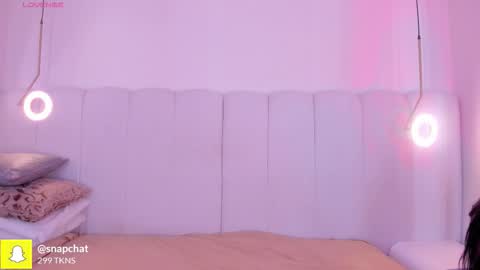 Darlis  online show from 02.20.26