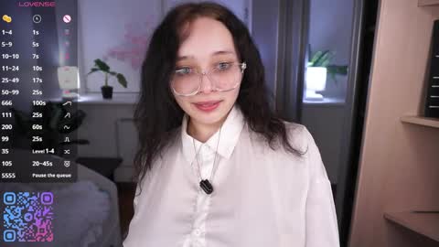 Emily online show from 04.08.26