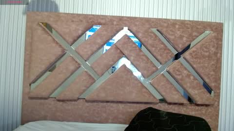 Isa online show from 04.17.26