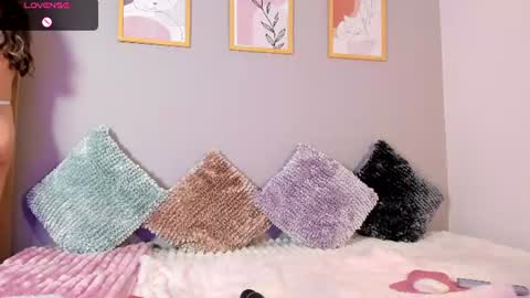 Snapshot of _ivanna_volk chatting on 06.20.26 Ivanna online show from 06.20.26