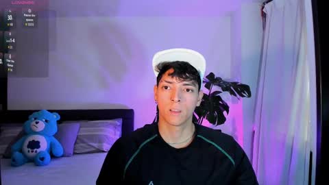 Snapshot of _jacobmiller__ chatting on 09.22.25 J A C O B online show from 09.22.25