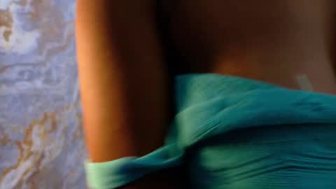 Snapshot of _jessi69_ chatting on 10.02.25 Jesica online show from 10.02.25