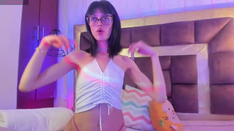 Snapshot of _jessy_moon_ chatting on 01.06.25  ...  online show from 01.06.25