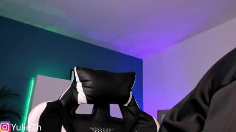 Snapshot of _jessy_moon_ chatting on 09.18.25  ...  online show from 09.18.25