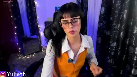 Snapshot of _jessy_moon_ chatting on 06.20.26 ... online show from 06.20.26
