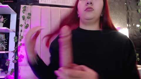 Mia online show from 02.18.25