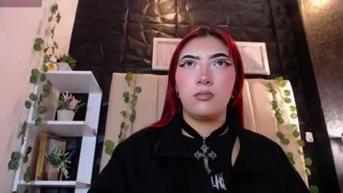 Mia online show from 02.22.25