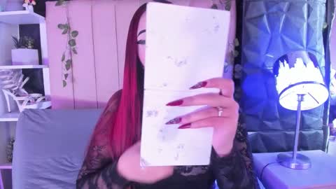 Mia online show from 02.13.26