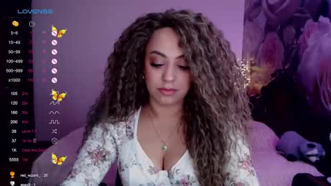 Snapshot of _just_a_queen_3 chatting on 12.03.24 _just_a_queen_3 online show from 12.03.24