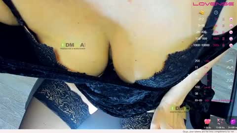 Snapshot of _justcallme_ chatting on 05.14.26 _justcallme_ online show from 05.14.26