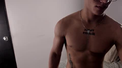 Snapshot of _justin_andrew1 chatting on 02.22.26 justin online show from 02.22.26