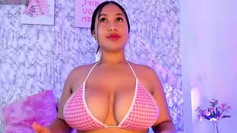Snapshot of _karenestrada_ chatting on 05.19.26 Karen online show from 05.19.26
